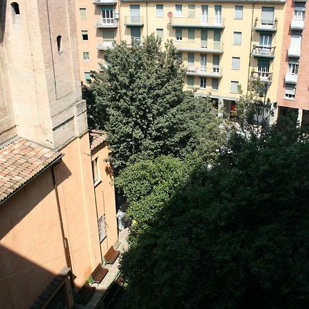 Appartamento 2 Torri Bologna Esterno foto