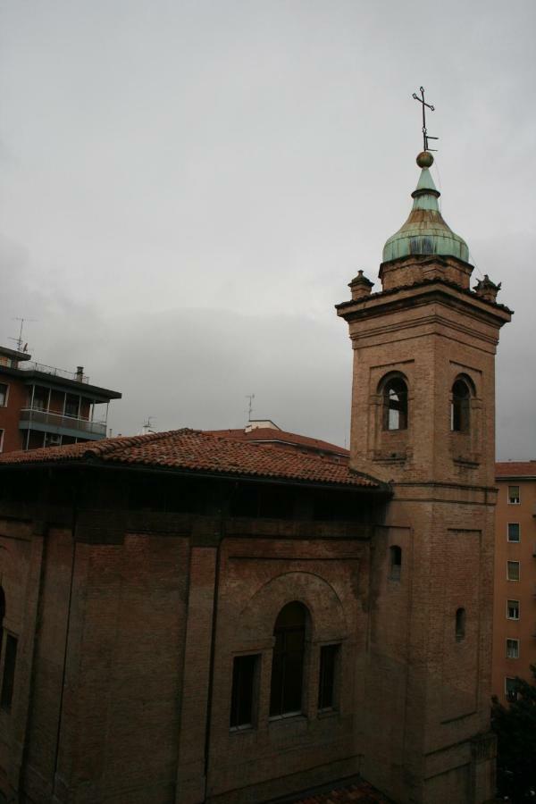 Appartamento 2 Torri Bologna Esterno foto